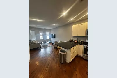 129 G St #3, Boston, MA 02127 - Photo 3