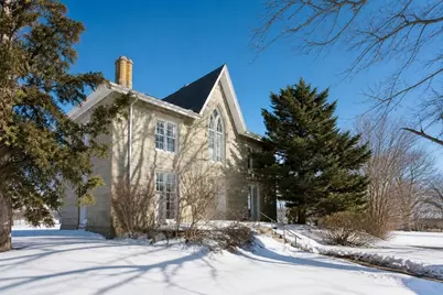 181 Washington Street, Fairhaven, MA 02719 - Photo 1