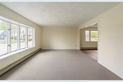 99 Garfield Ave #Main House, Woburn, MA 01801 - Photo 5