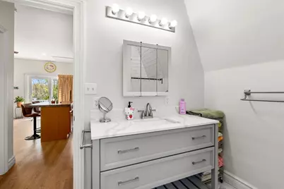 37 Lakeview St, Whitman, MA 02382 - Photo 9