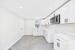 121 Durfee St, New Bedford, MA 02740 - Photo 7