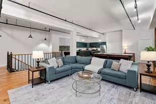 19 Stanhope St, Boston, MA 02116 - Photo 17