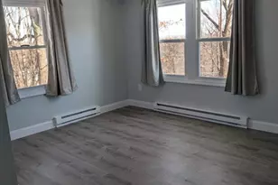 270 Sunderland Rd, Worcester, MA 01604 - Photo 9