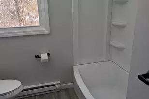 270 Sunderland Rd, Worcester, MA 01604 - Photo 5