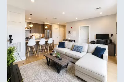 1650 Commonwealth Ave #605, Boston, MA 02135 - Photo 3