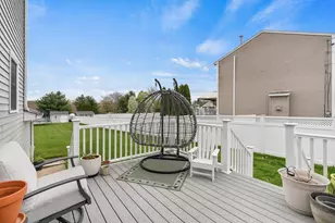 1870 County St, Somerset, MA 02726 - Photo 33