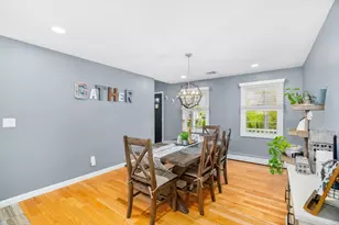 1870 County St, Somerset, MA 02726 - Photo 11