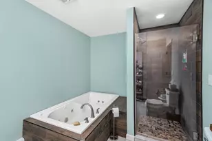 1870 County St, Somerset, MA 02726 - Photo 23