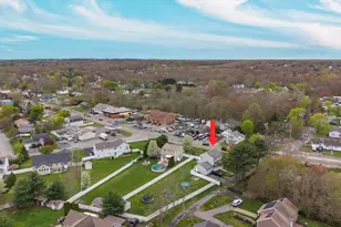 1870 County St, Somerset, MA 02726 - Photo 41