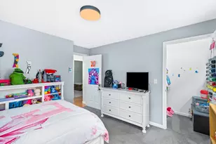 1870 County St, Somerset, MA 02726 - Photo 27