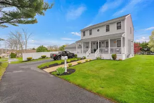 1870 County St, Somerset, MA 02726 - Photo 39
