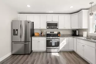 73 Charlotte Furnace Rd, Wareham, MA 02576 - Photo 9
