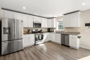 73 Charlotte Furnace Rd, Wareham, MA 02576 - Photo 5