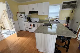 114 Parish Rd, Needham, MA 02494 - Photo 9