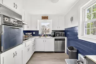 604 Woodlawn St, Fall River, MA 02720 - Photo 11