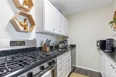 9 Hawthorne Place #10P, Boston, MA 02114 - Photo 1