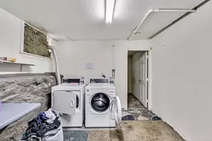 47 Hillside St, Boston, MA 02120 - Photo 11