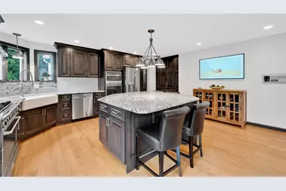 90 Southwood Dr, Ludlow, MA 01056 - Photo 9