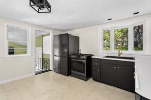 15 Mayflower Rd, Norwood, MA 02062 - Photo 9