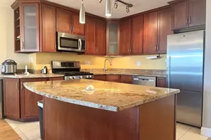 9 Hawthorne Pl, Boston, MA 02114 - Photo 3