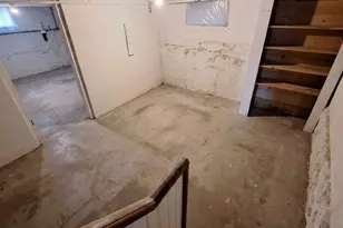 83 Chestnut St, Gardner, MA 01440 - Photo 25
