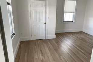 8 White Ave, Brookline, MA 02467 - Photo 11