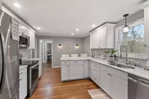 17 Ledgewood Dr, Boylston, MA 01505 - Photo 11