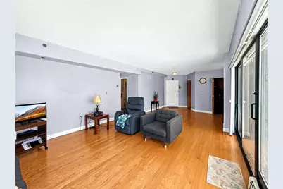300 Lynn Shore Dr #203, Lynn, MA 01902 - Photo 9