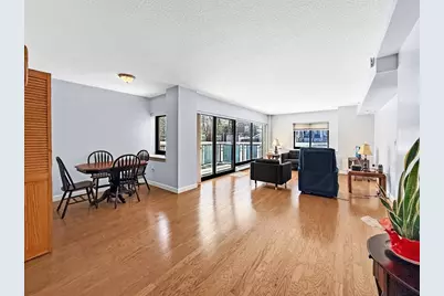 300 Lynn Shore Dr #203, Lynn, MA 01902 - Photo 1
