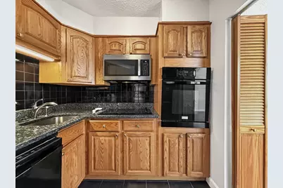 300 Lynn Shore Dr #203, Lynn, MA 01902 - Photo 23