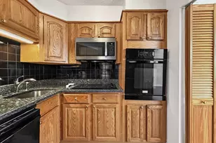 300 Lynn Shore Dr, Lynn, MA 01902 - Photo 23