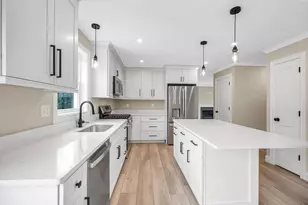 1028 Broadway, Haverhill, MA 01832 - Photo 13