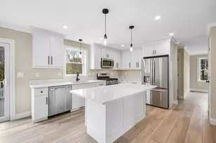 1028 Broadway, Haverhill, MA 01832 - Photo 11