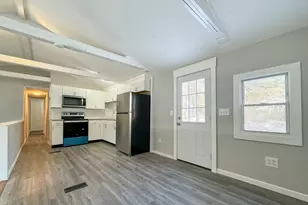 16 Schoolhouse Cross Rd, Brookfield, MA 01506 - Photo 9