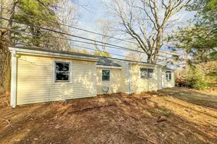 16 Schoolhouse Cross Rd, Brookfield, MA 01506 - Photo 3