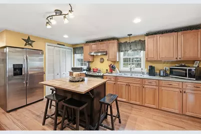 12 Holcomb Street, Leicester, MA 01524 - Photo 11