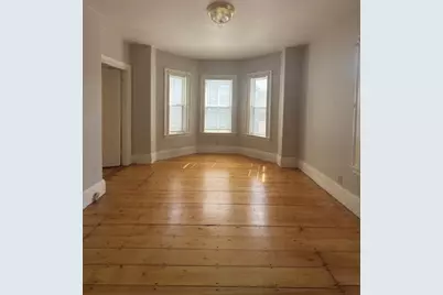 135-137 Lynde St #1, Melrose, MA 02176 - Photo 9