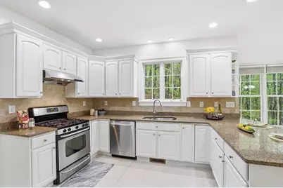 1 Lawton Ave, Westford, MA 01886 - Photo 9