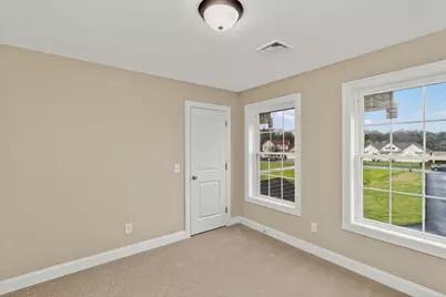 35 Focosi Ln, Ludlow, MA 01056 - Photo 21