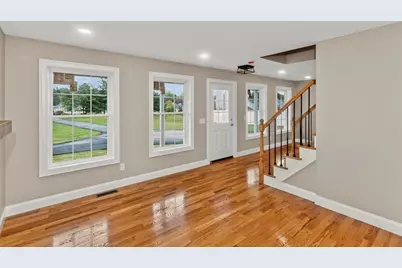 35 Focosi Ln, Ludlow, MA 01056 - Photo 13