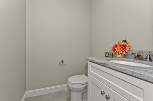 35 Focosi Ln, Ludlow, MA 01056 - Photo 27