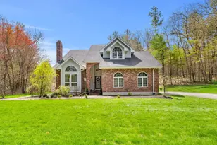 6 Foster St, Boxford, MA 01921 - Photo 1