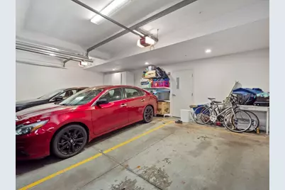 525 E 1st St #PH5, Boston, MA 02127 - Photo 15