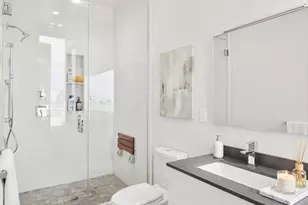 525 E 1st St, Boston, MA 02127 - Photo 13