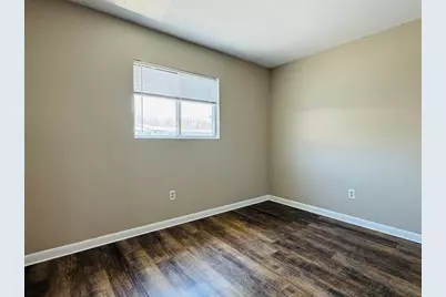 5455 N Main St #4E, Fall River, MA 02720 - Photo 17
