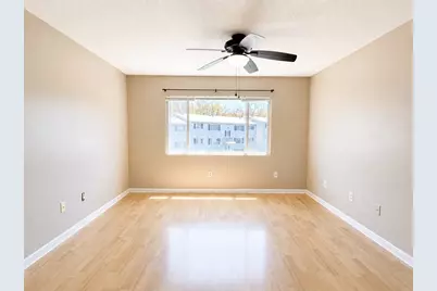 5455 N Main St #4E, Fall River, MA 02720 - Photo 11