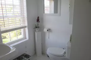 28 Clairmont Ave, Chicopee, MA 01013 - Photo 25