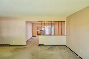 82 Cottonwood Rd, New Bedford, MA 02745 - Photo 9