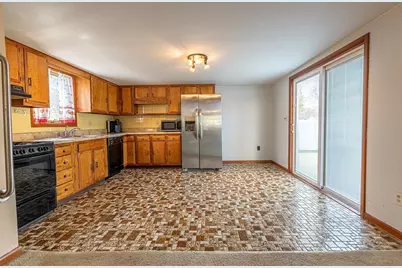 82 Cottonwood Rd, New Bedford, MA 02745 - Photo 13