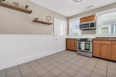 51 Yale Street #51, Medford, MA 02151 - Photo 5